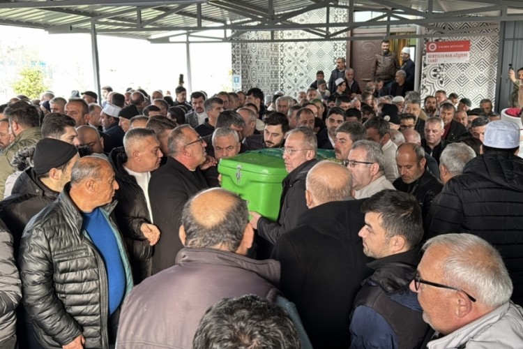 Feci kazada hayatını kaybeden emekli ormancı toprağa verildi