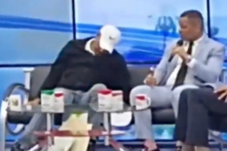 Canlı yayında trajedi: Röportaj verirken öldü