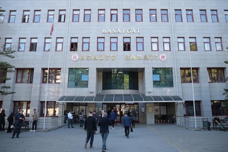 Manavgat Belediyesi'ne "rüşvet" davası sürüyor!