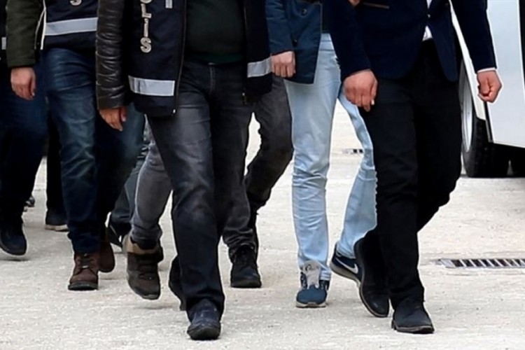 Bakan Yerlikaya duyurdu! Başkentte dev "tefeci" operasy...