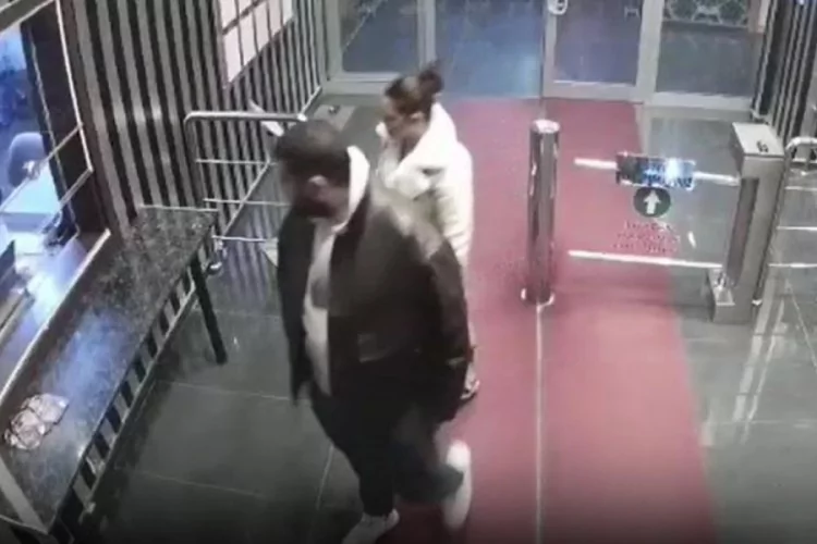 Sosyal medyadan tanıştığı kadının evine gitti: Hayatının şokunu yaşadı!