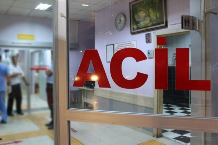 Bir ilde daha gıda zehirlenmesi şüphesi! Öğrenciler has...