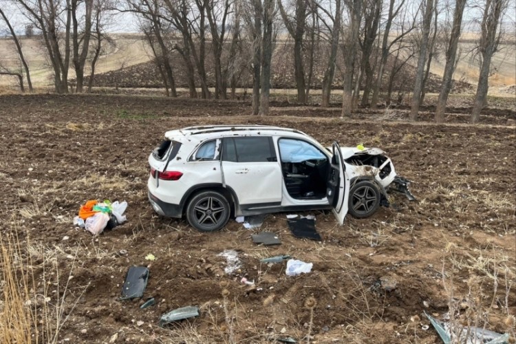 &Ccedil;orum'da cip takla attı: 2 yaralı