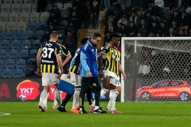 Nelson Semedo'nun sağ arka adalesinde yırtık tespit edi...