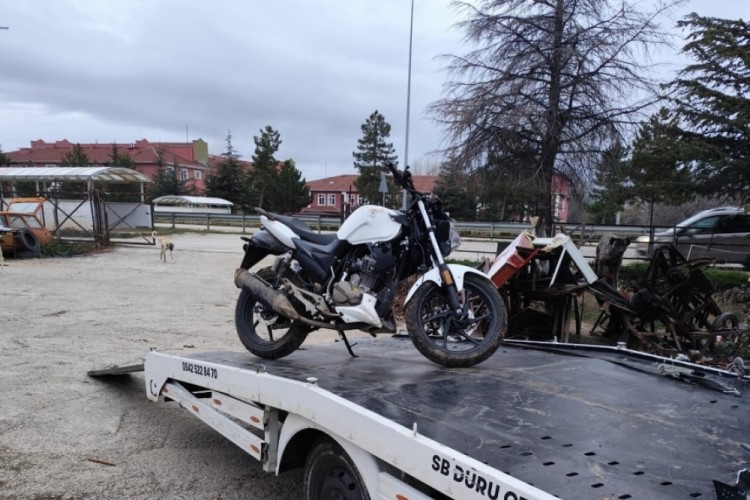 Çocukların motosiklet yolculuğu acı sonla bitti: 1 ölü,...