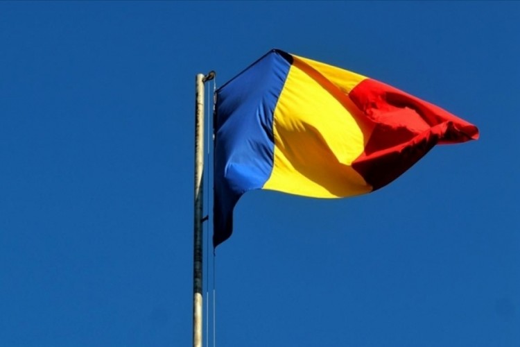 Romanya'nın başkenti Bükreş'te seçmenler belediye başka...