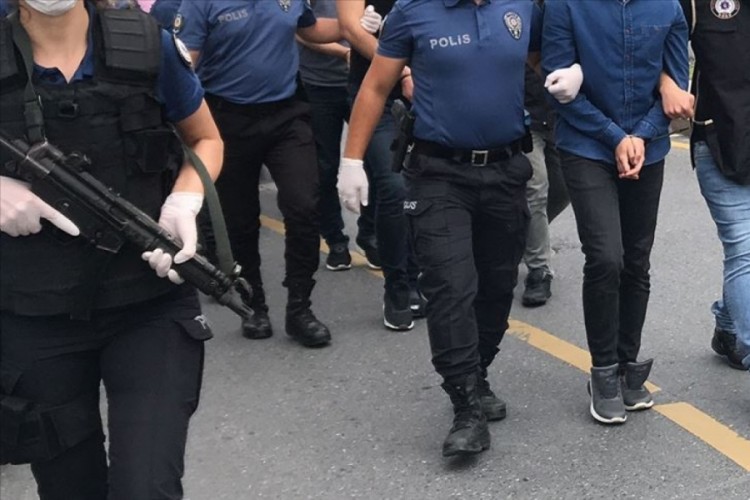 Yıl boyu süren 'Forex' operasyonları! 174 şüpheli 84 tu...