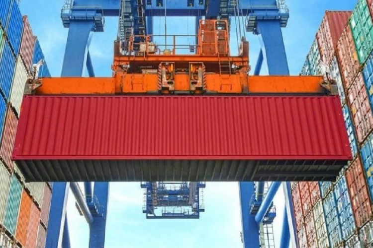 Serbest bölgelerden kasımda 915,7 milyon dolar ihracat