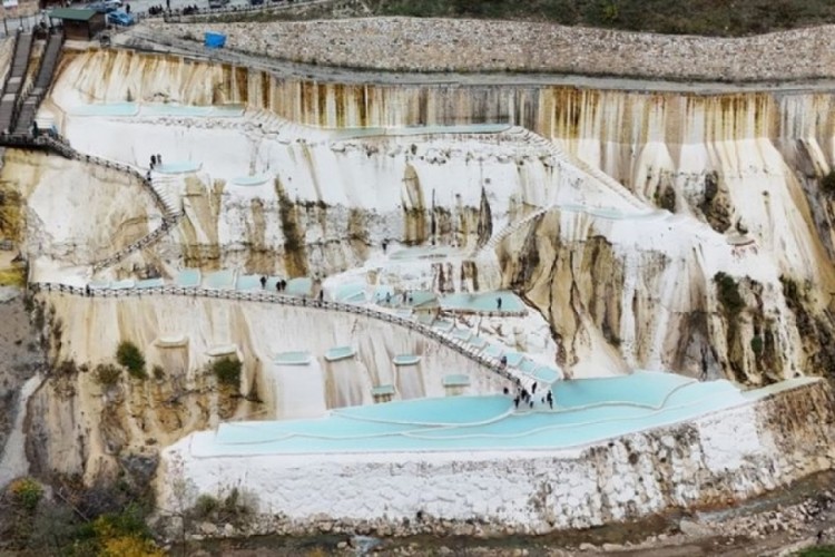 Giresun'da Göksu travertenleri ziyaretçi çekiyor