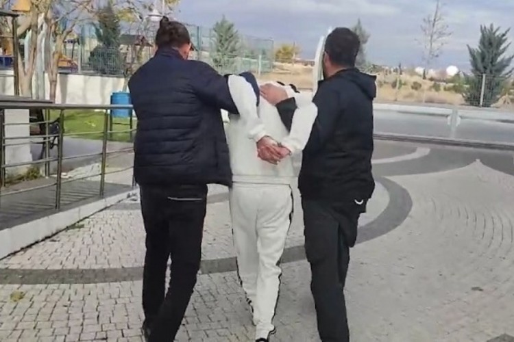 15 dosyadan aranan şahıs yakalandı
