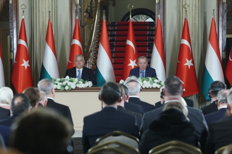 T&uuml;rkiye ile Macaristan arasında 16 anlaşma imzalandı