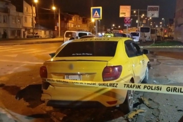 Bursa'da taksiyi işte b&ouml;yle gasp etti!