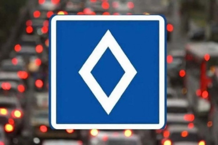 Trafikte yeni levha