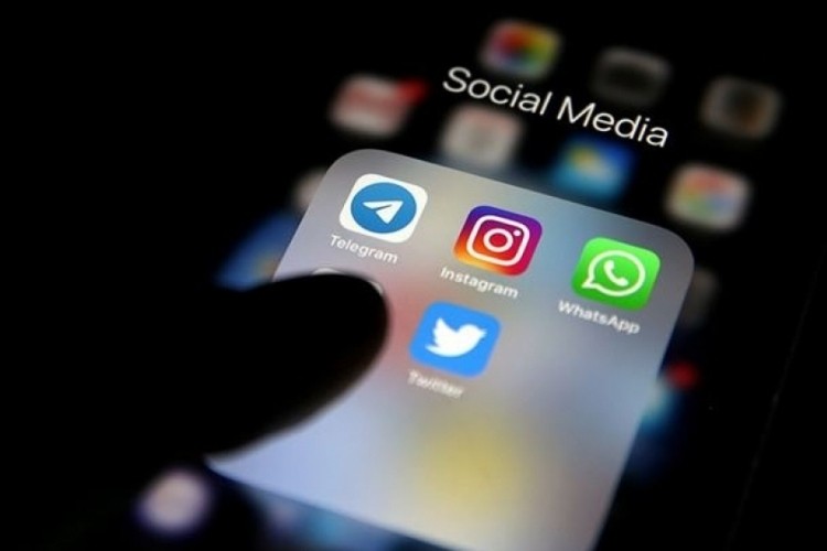 16 yaş altına sosyal medya yasağı teknoloji şirketlerin...