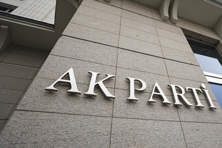 AK Parti MYK toplantısı sona erdi