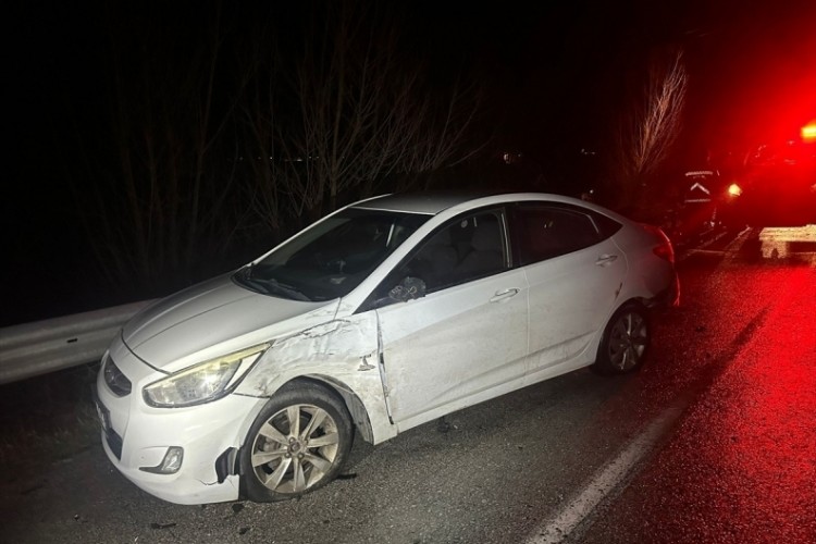 &Ccedil;orum'daki zincirleme trafik kazasında 4 kişi yaralandı