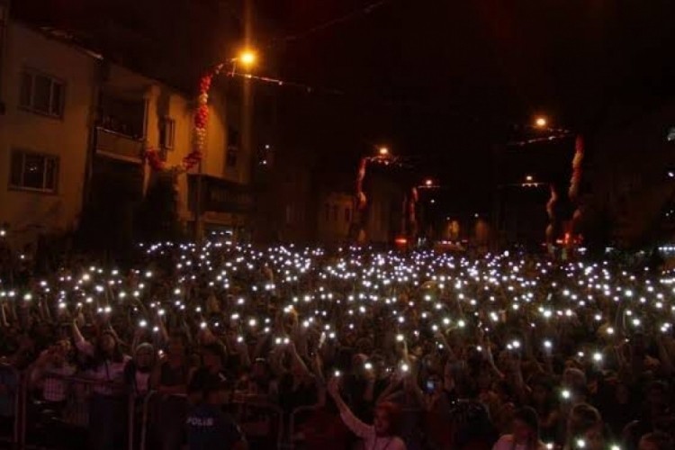 Bursa'da festival başlıyor! &Uuml;nl&uuml; isimler sahne alacak...