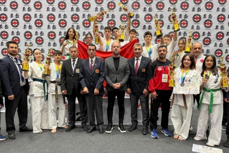 Avrupa'da Yıldırım r&uuml;zgarı