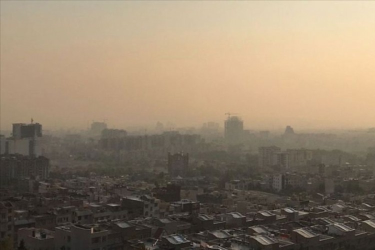 İran'da hava kirliliği yılda 50 bin kişinin &ouml;l&uuml;m&uuml;ne neden oluyor