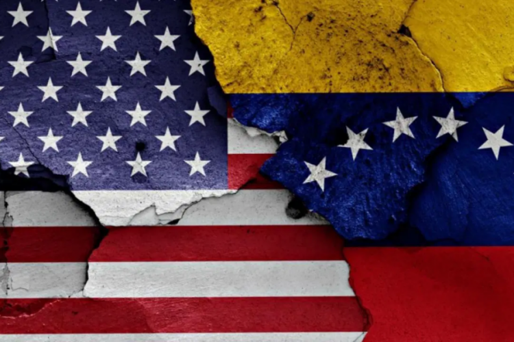 ABD'den Maduro'nun aile &uuml;yelerine yaptırım