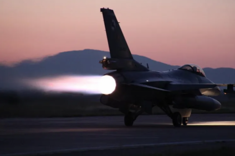 Ankara Valiliği'nden F-16 u&ccedil;uşları i&ccedil;in "y&uuml;ksek ses" uyarısı