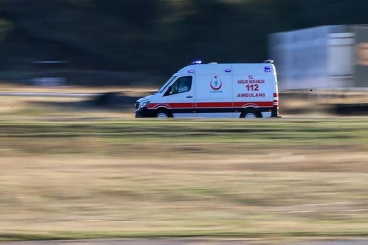 Parkta dehşet! 16 yaşındaki &ccedil;ocuk 15 yaşındaki &ccedil;ocuğu &ouml;ld&uuml;rd&uuml;