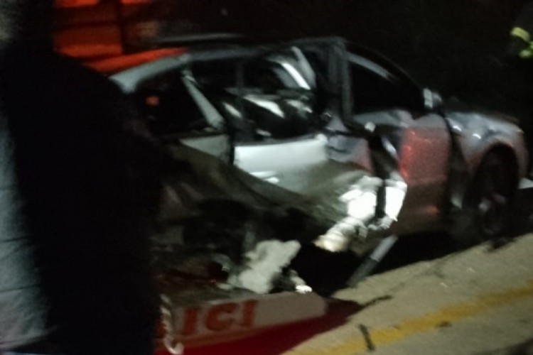 Şarampole yuvarlanan otomobildeki kadın hayatını kaybetti