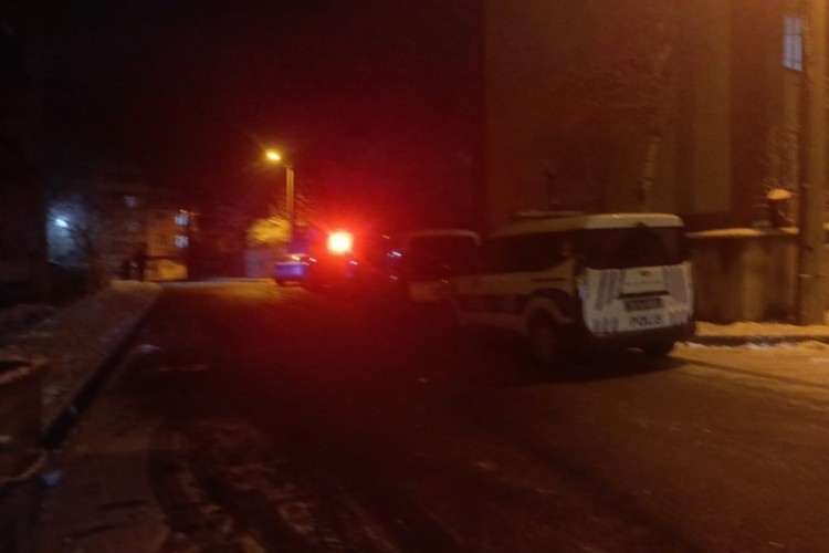 Erzurum'da silahlı saldırıya uğrayan şahıs hayatını kay...