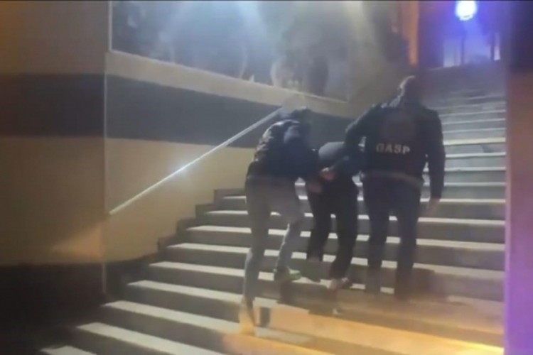 İstanbul Emniyet'inden operasyon: 10 gözaltı