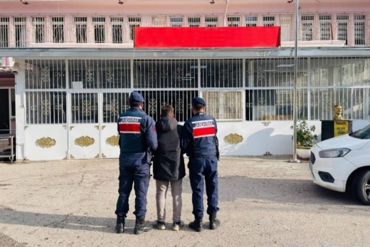 37 düzensiz göçmen yakalandı: 2 organizatör tutuklandı