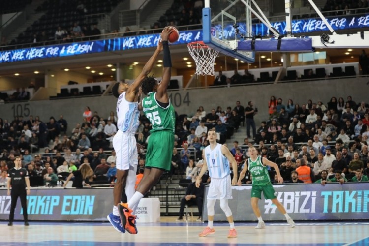 Bursaspor Basketbol farkla kaybetti