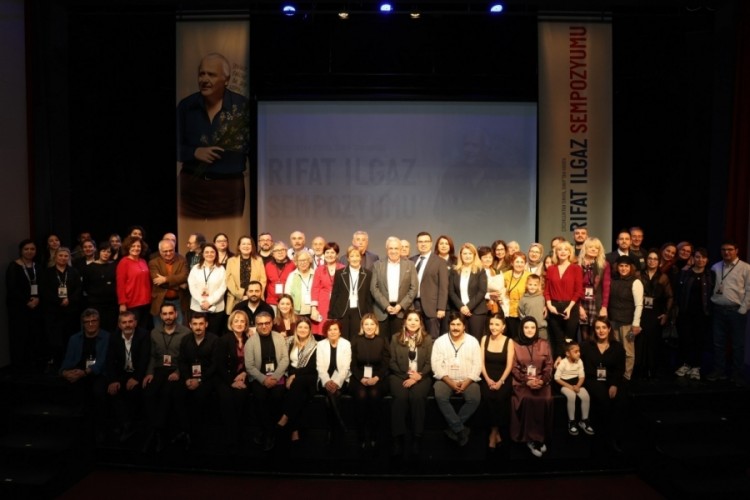 Rıfat Ilgaz'a saygı duruşu, sempozyum ve ödül töreniyle...