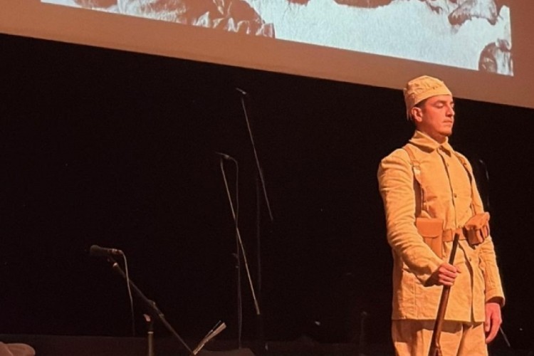 Kar altında kalan kahramanlar Bursa'da unutulmadı!