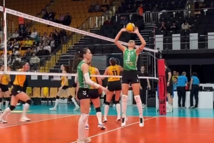 Nilüfer Belediyespor, Vakıfbank karşısında mağlup...