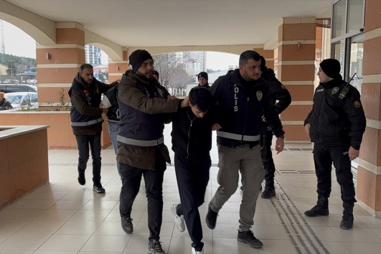 &Ccedil;ıkan kavgada yaralanan 2 kardeşten biri hayatını kaybetti