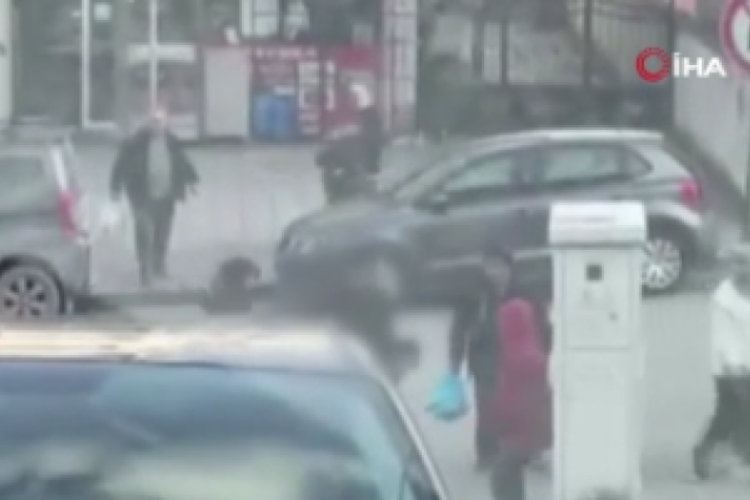 &Ccedil;ocukların kavgası kamerada