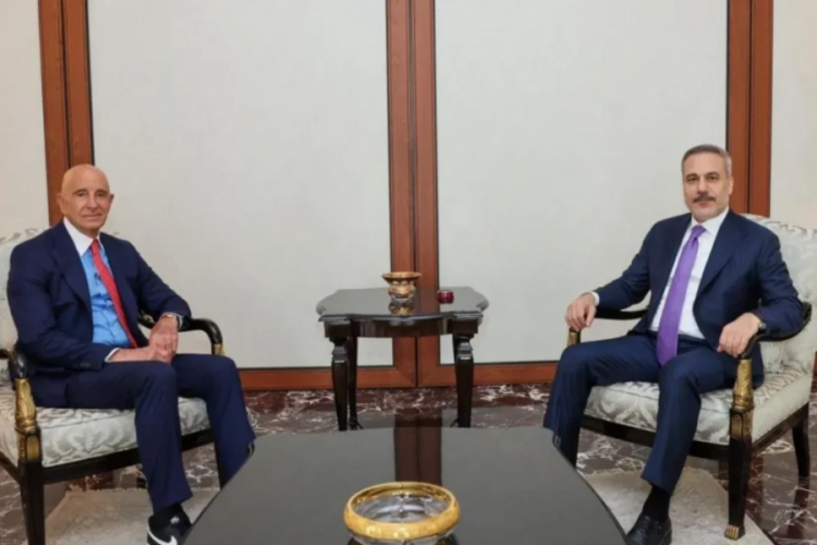Dışişleri Bakanı Hakan Fidan, Tom Barrack'ı kabul etti