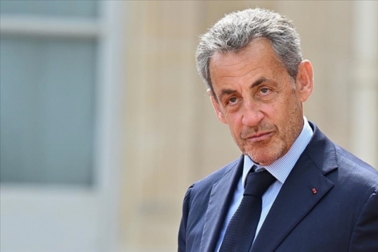 Eski Fransa Cumhurbaşkanı Sarkozy hakkında "adaleti yanıltmaya teşebb&uuml;sten" dava talebi
