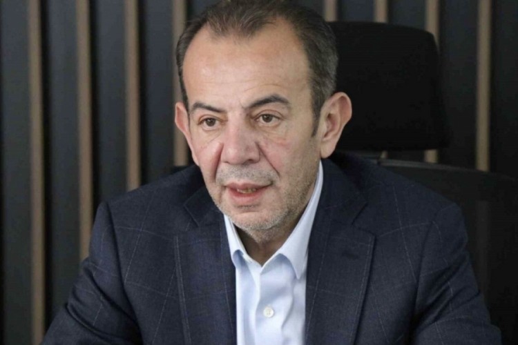 Tanju &Ouml;zcan: Alkol&uuml; bıraktım, namaz kılmaya başladım
