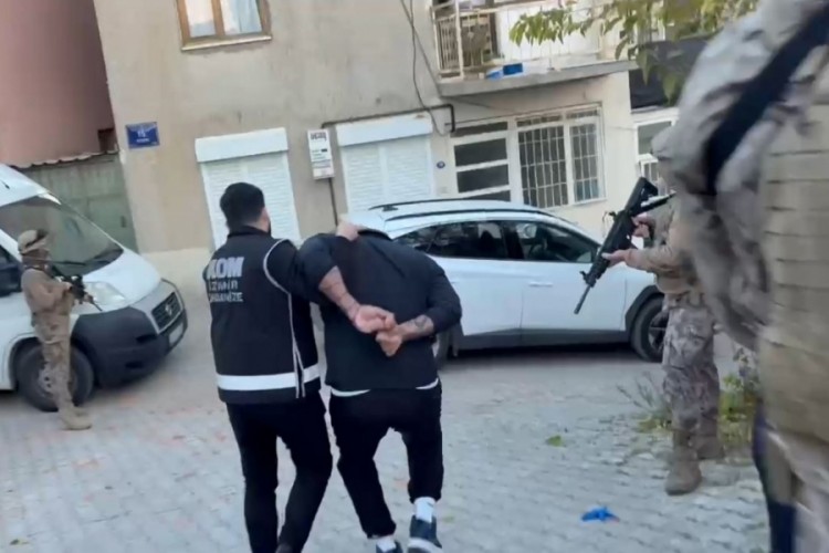 &Ouml;zel harekat seferber oldu: Firari yakalandı!