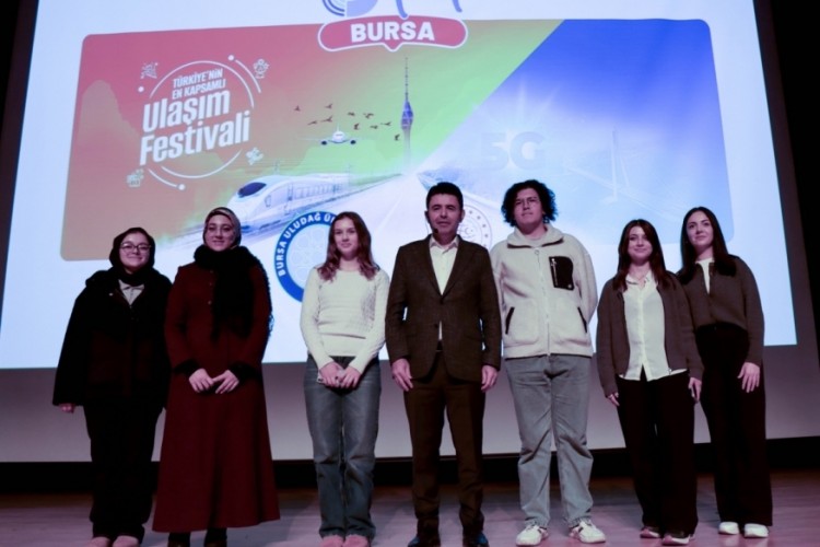 Bursa'da Ulaştırma ve Altyapı Bakan Yardımcısı Boyraz, &uuml;niversite &ouml;ğrencilerine yatırımları anlattı