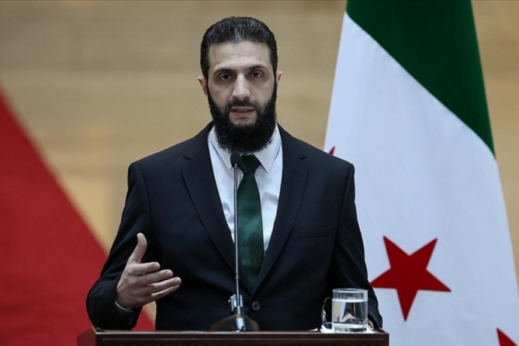 Suriye'ye uygulanan yaptırımlar kaldırıldı! Şara'dan Cumhurbaşkanı Erdoğan'a &ouml;zel teşekk&uuml;r...