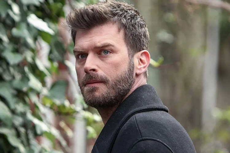 Kıvanç Tatlıtuğ yeni dizisiyle dönüyor! Rolü de belli oldu 
