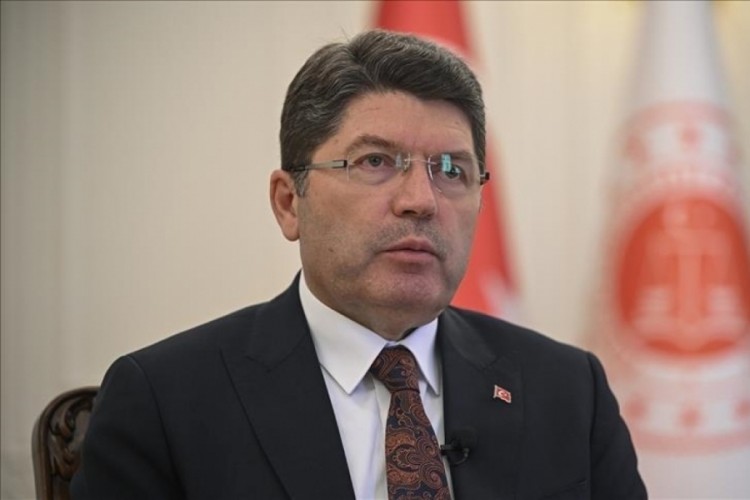 Hakim ve savcı adaylarına bakan Tunç'tan kritik açıklama!