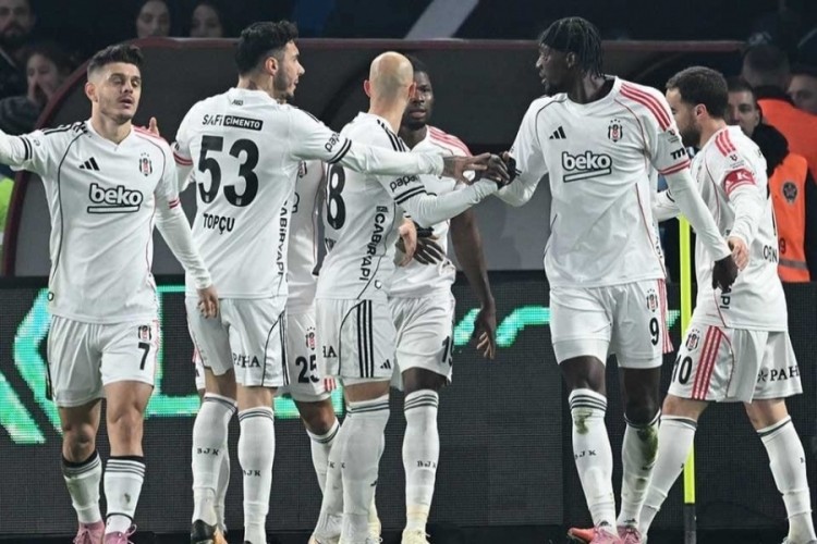 Beşiktaş'ın rakibi Çaykur Rizespor: Sergen Yalçın kararını verdi 