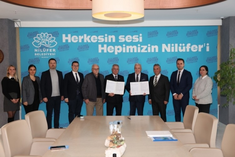 Nil&uuml;fer'de eğitime iş d&uuml;nyasından tam destek