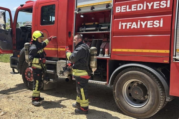 Bolu'da itfaiye ekipleri bir yılda bin 543 olaya m&uuml;dahale etti