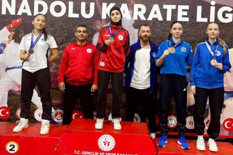 R&uuml;zgar estirdiler: Finallerden 14 madalyayla d&ouml;nd&uuml;ler!