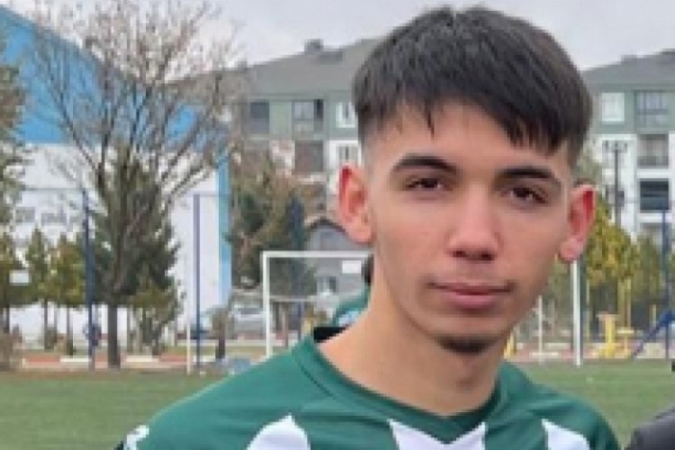 Motosiklet kazasında &ouml;len liseli gence acı veda!