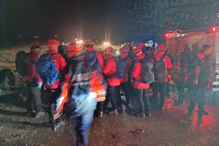 Ankara'da u&ccedil;ağın d&uuml;şt&uuml;ğ&uuml; g&ouml;ren vatandaşlar, o anları anlattı